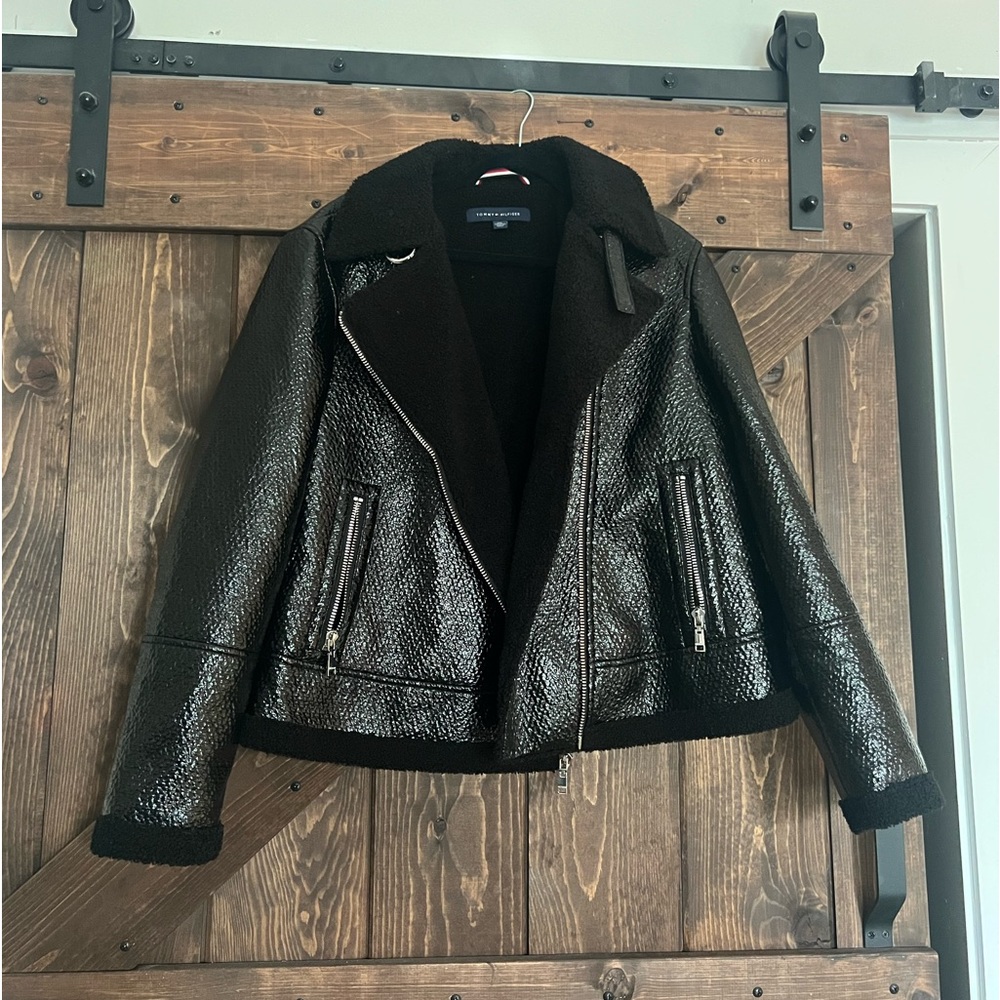 Gorgeous Tommy Hilfiger Sherpa Lined Leather Jacket - SZ XXL